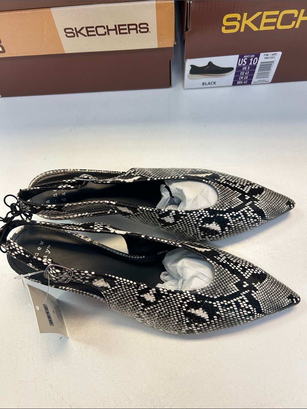 A New Day Women’s Size 8 Black & White Snake-Print Pointed Slingback 30512